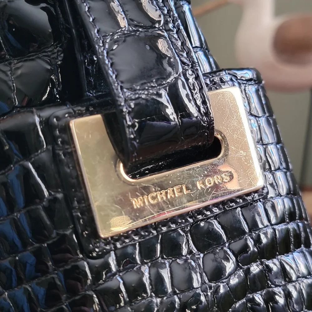 MICHAEL Michael Kors Croc Embossed Black Patent Leather Hobo Bag Y2K